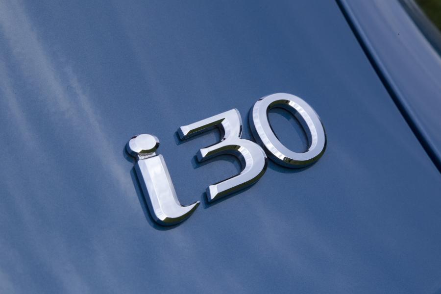  Hyundai i30 Wagon 2012 года  (UK) (фото 29 из 70)